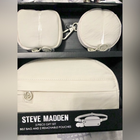 Steve Madden 3piece Cream‎ Nylon Fanny Pack Belt Bag & 2 pouches Gift set new - Picture 3 of 10